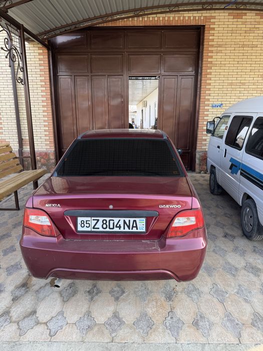 Nexia2 2014 sotiladi