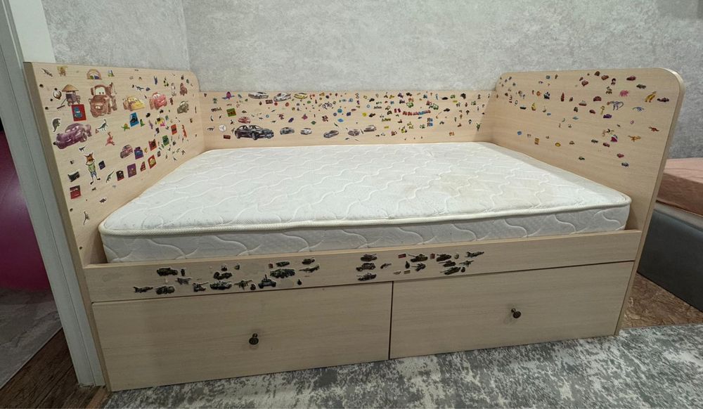 Продам кровать подрастковая