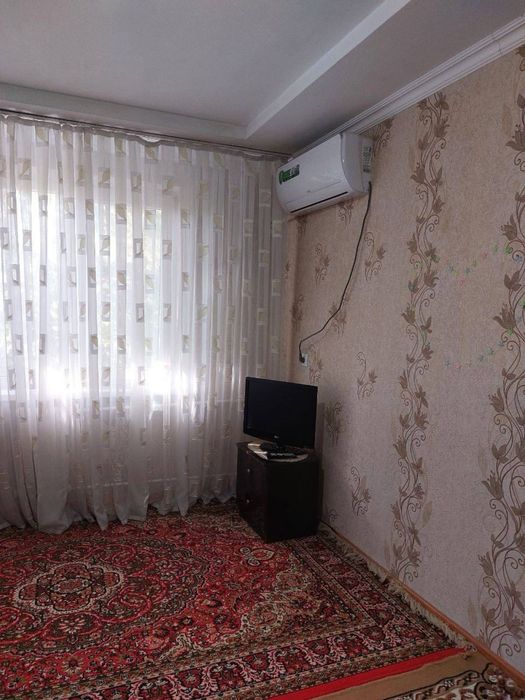 Аренда Шота Руставели 1/4/4 орентир Текстиль мосттолько семейным