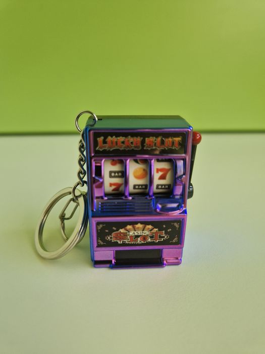 Breloc slot casino