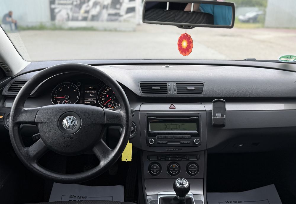 VOLKSWAGEN Passat 2009 — imagine 5