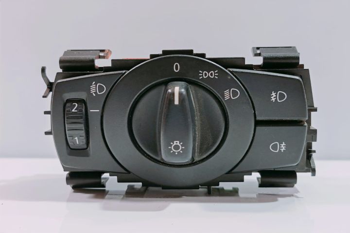 Bloc Lumini  693279402 BMW Seria 3 E90/E91/E92/E93