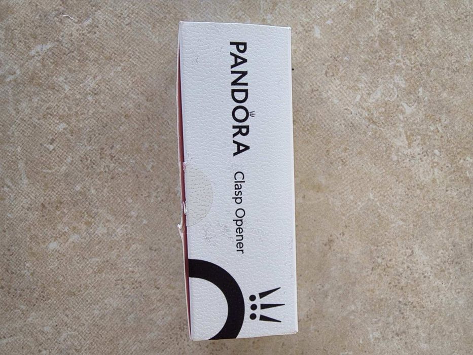 Pandora Clasp Opener