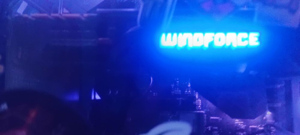 Vand placa  video gtx 970 4 gb  nu am mai dat-o afară din pc