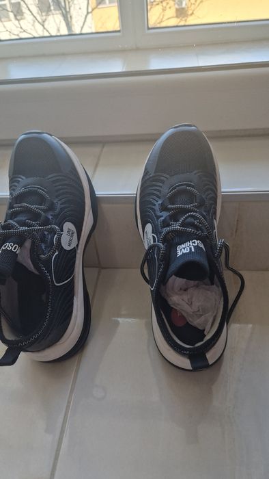 Оригинални маратонки Love Moschino