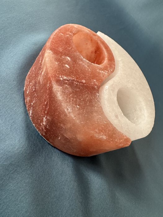 Свещник Ин-Ян от хималайска сол