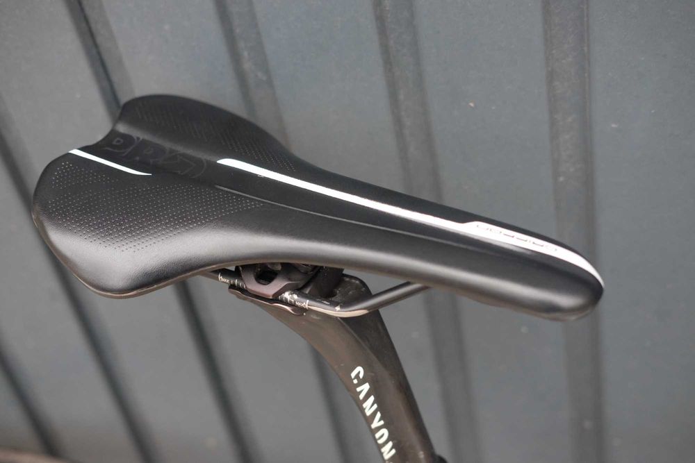 Шосеен велосипед Canyon Ultimate CF F10 52см