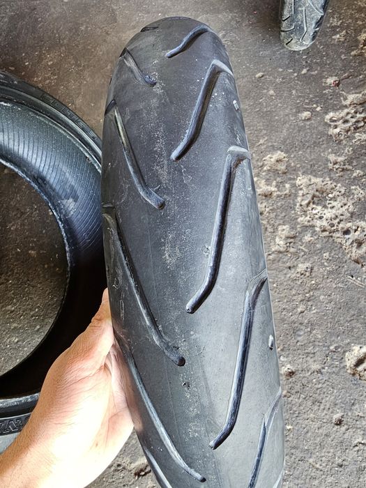 Покрышки от harley davidson 240/40R18 120/70R19
Передний 120/70