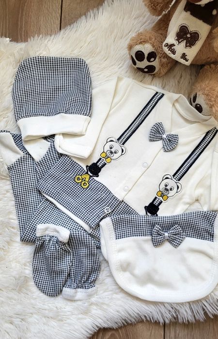 Комплекти за изписване на новородено бебе