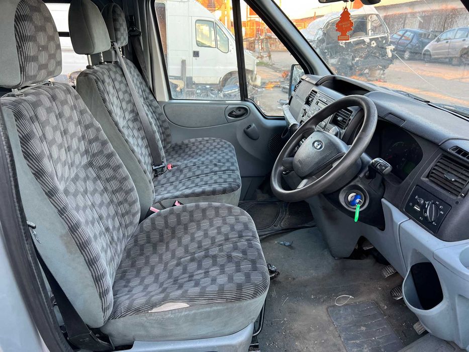 Dezmembrez FORD TRANSIT Turneo 2.2 TDCI 110 CP QVFA 2008 8+1 locuri