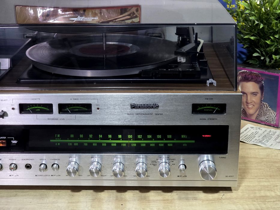 Sistem audio PANASONIC SE-4007, Pick-up, deck,radio, casetofon 8 track