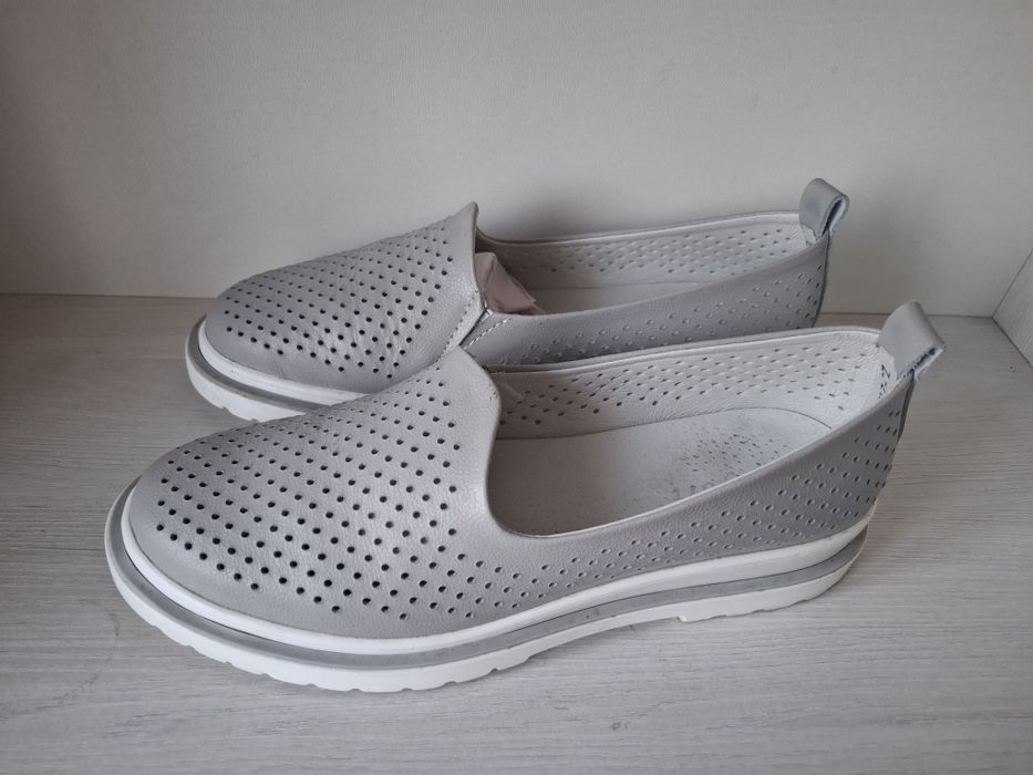 Продам слипоны 41 размер