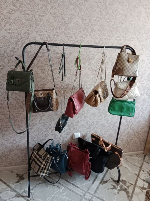 Продам сумки новые разные