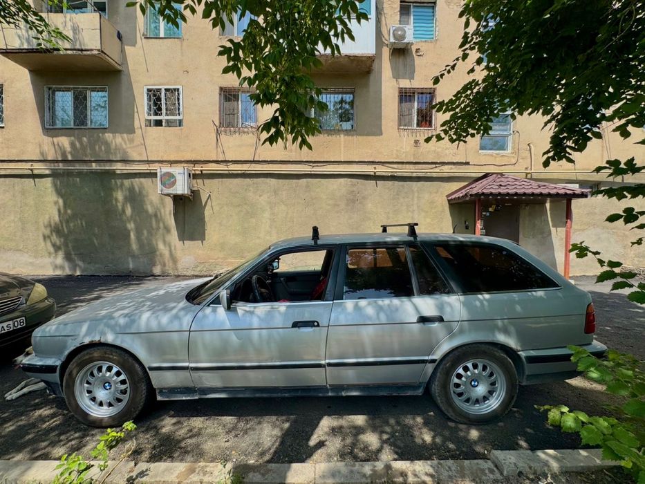 Bmw универсал 520…….
