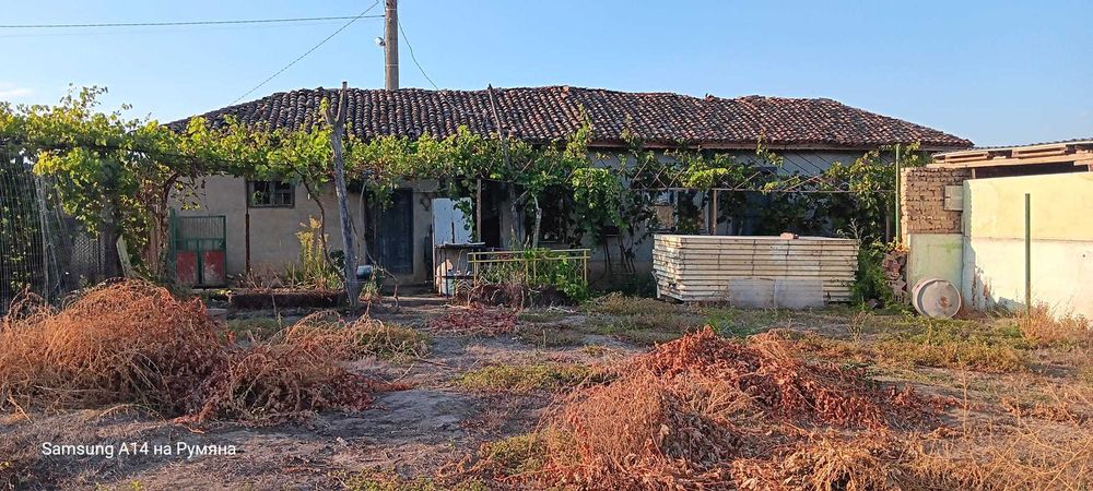 Къща в Лозница..