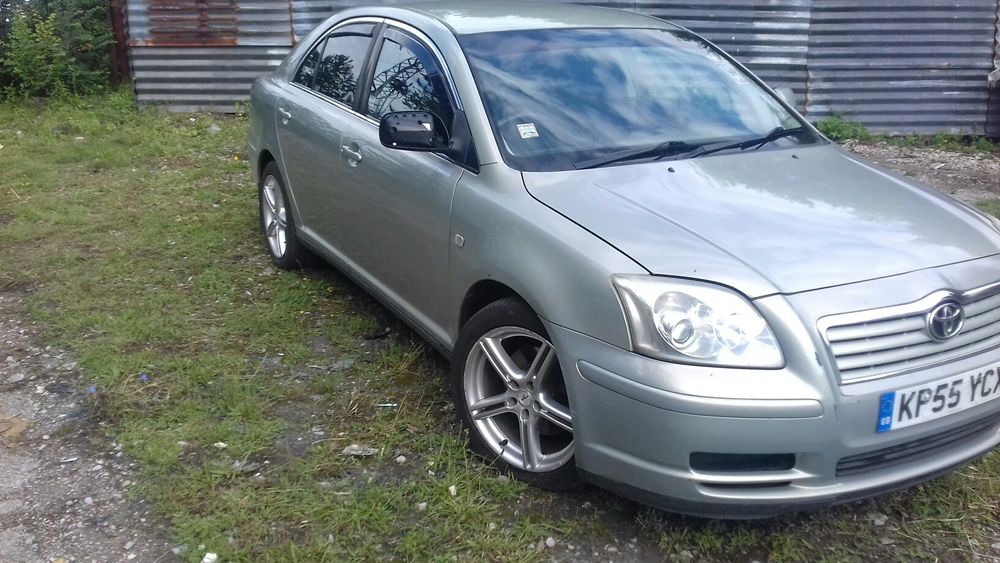 Toyota Avensis 2.0d4d 116к.с на части
