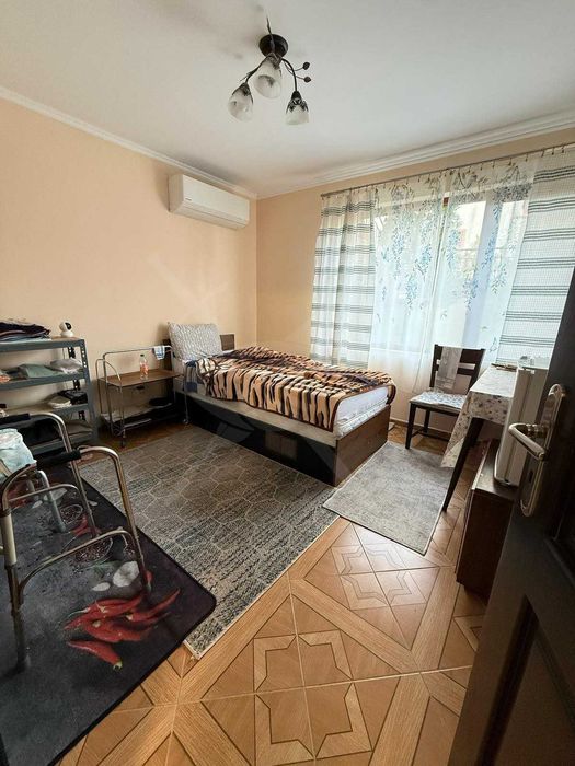 Продава се Тристаен апартамент в София, Хладилника - 95 кв.м за 853 €/кв.м - Снимка #4