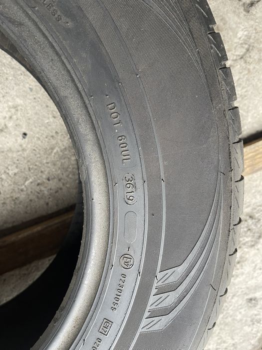 4 anvelope de iarna Nokian 215/70/15