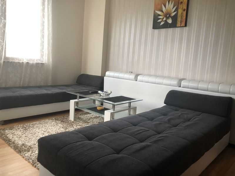 Двустаен имот в кв.Младост 3