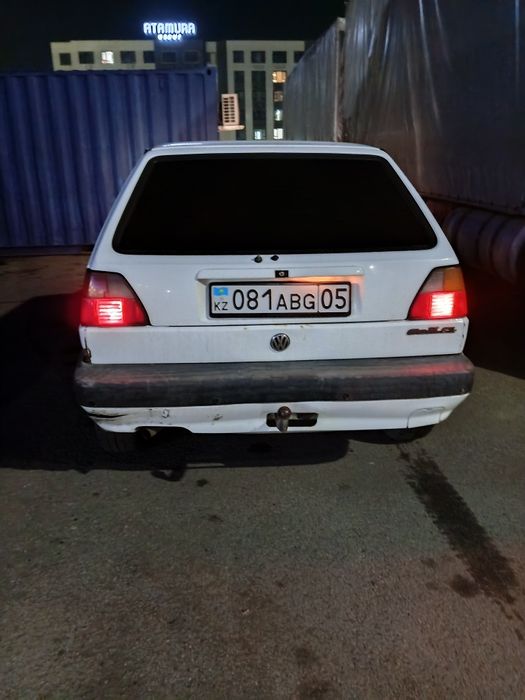 Продам гольф2 1991г автомат каробка