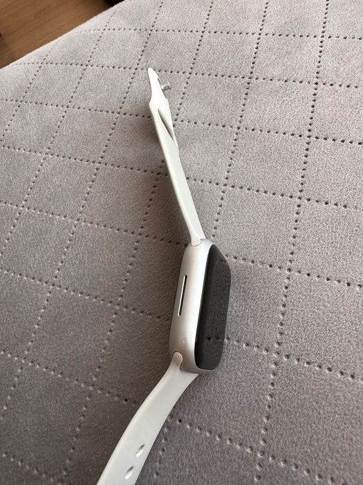 Apple Watch Series 8 41mm – отлично състояние