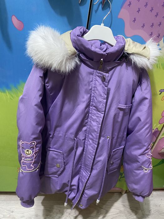 Куртка на девочку 5-6лет