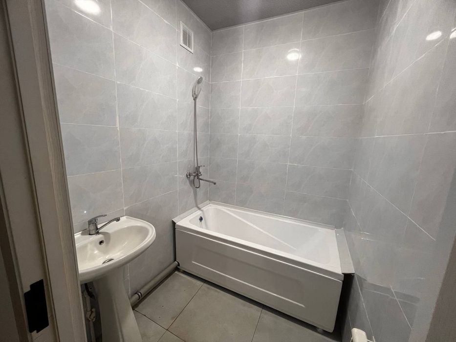 Sotiladi Bobur maxallada podklyuch