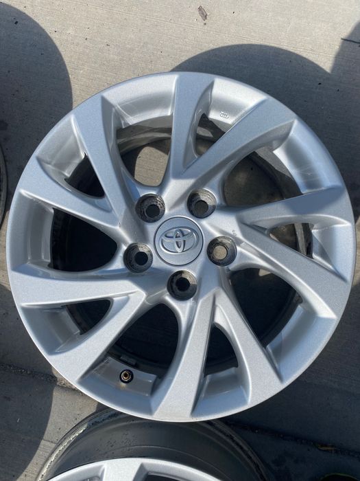 Джанти Toyota Ayris