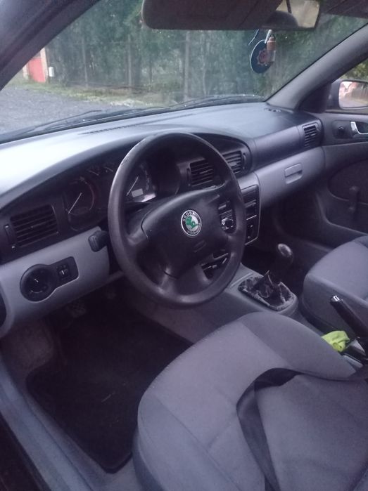 Skoda Octavia 1.4 16v, benzină benzina