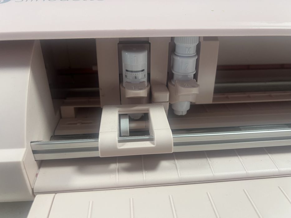 Silhouette Cameo 5 Roz