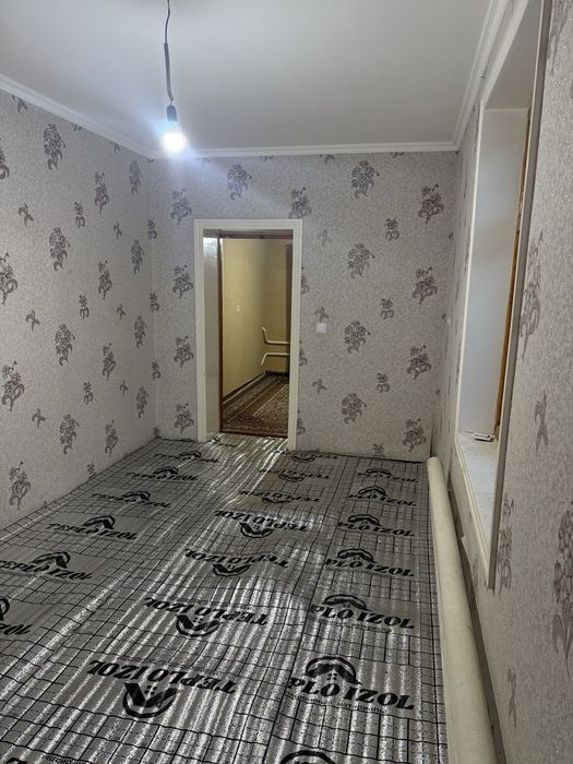 Hovli uy sotiladi 55000$