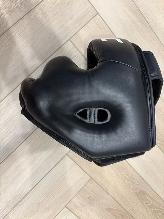 Шлем для UFC,бокса ,кикбоксинга