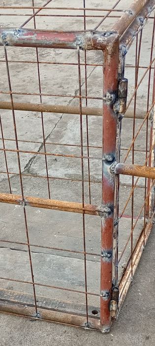 Cușcă transport porci