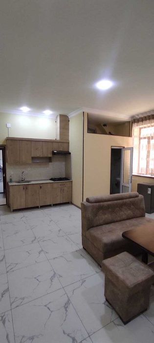 квартира апартаменты 2 комн, в новом доме, мебель, р-н Хазора