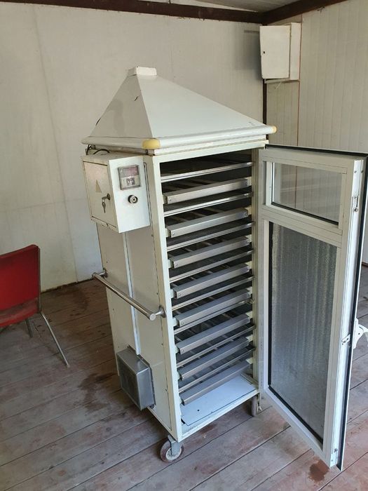 Мева куритадиган шкаф