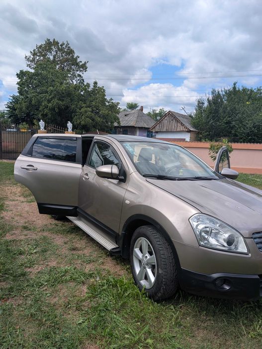 Autoturism Qashqai