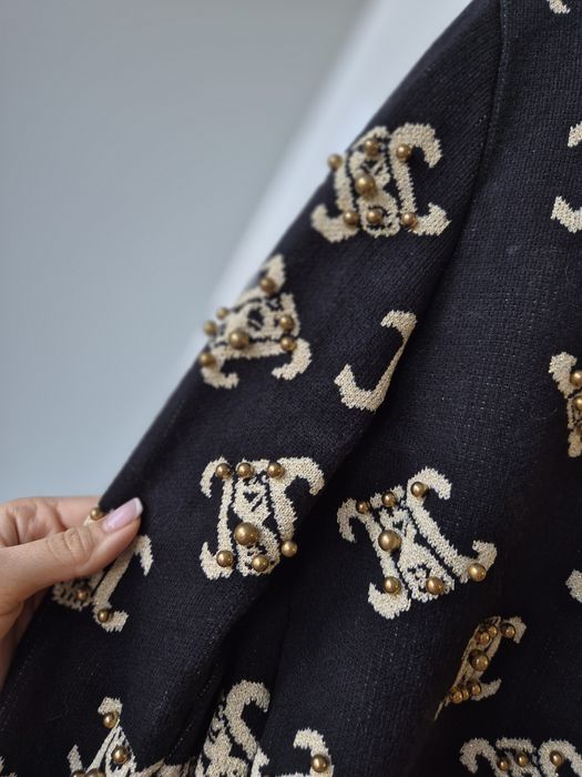 Дамски блузи и жилетки