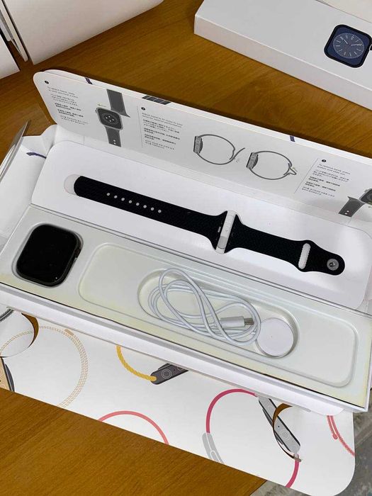 Apple Watch Series 8