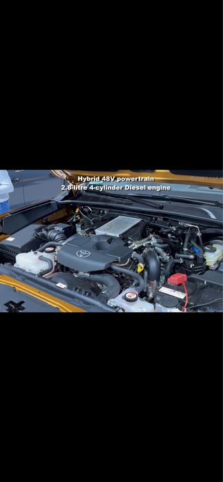Generația nouă , Toyota Hilux Invincible 2.8 D, 48V Mild Hybrid