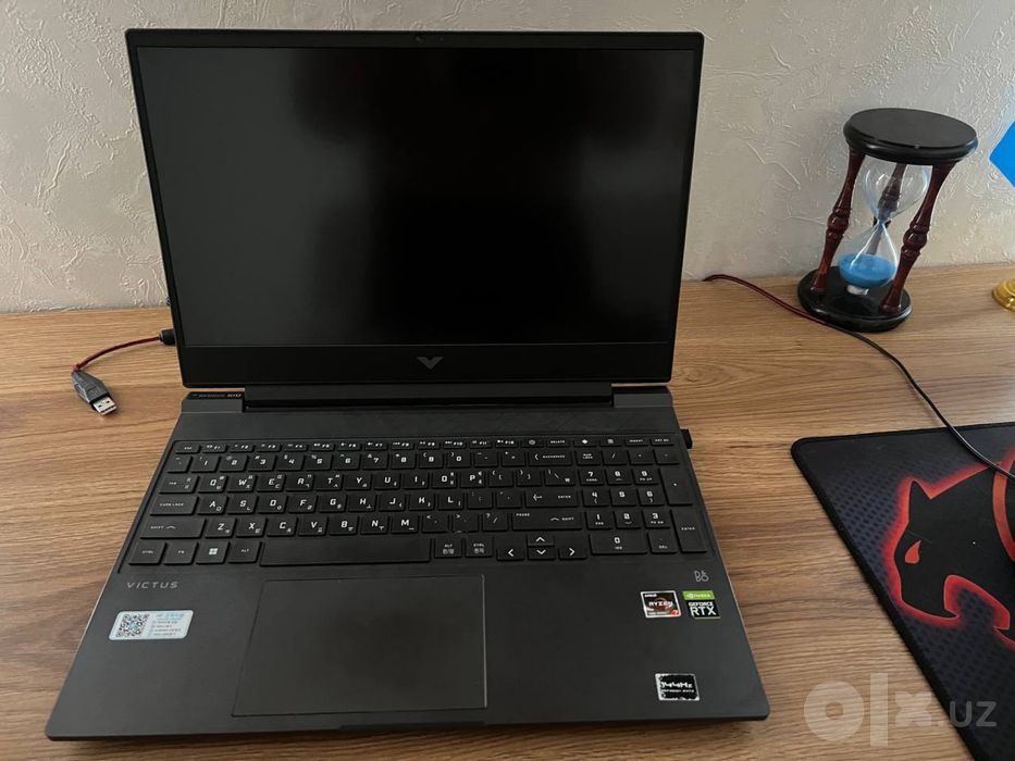 HP Victus Razn 7