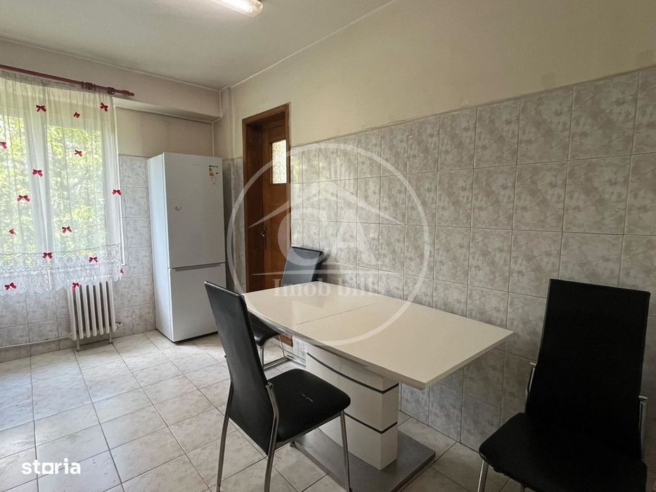 Apartament de închiriat cu 2 camere în zona Decebal, Oradea