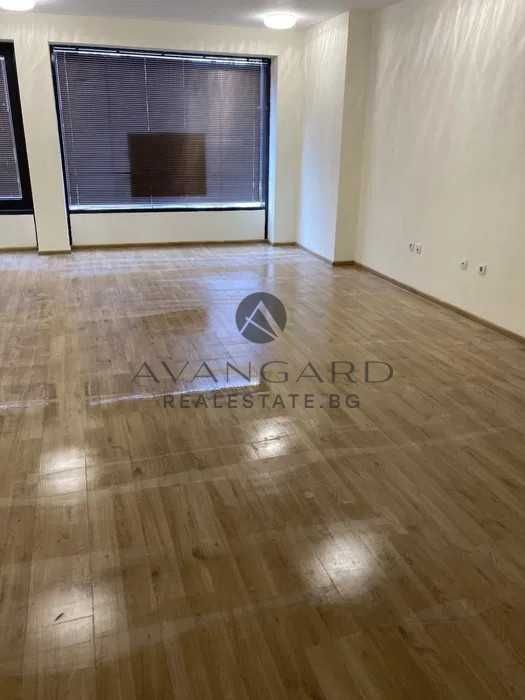 оф.24561 Офис топ локация/ Кършияка