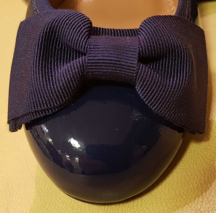 Pantofi eleganți de damă, din piele naturală lăcuită, firma Anna Cori