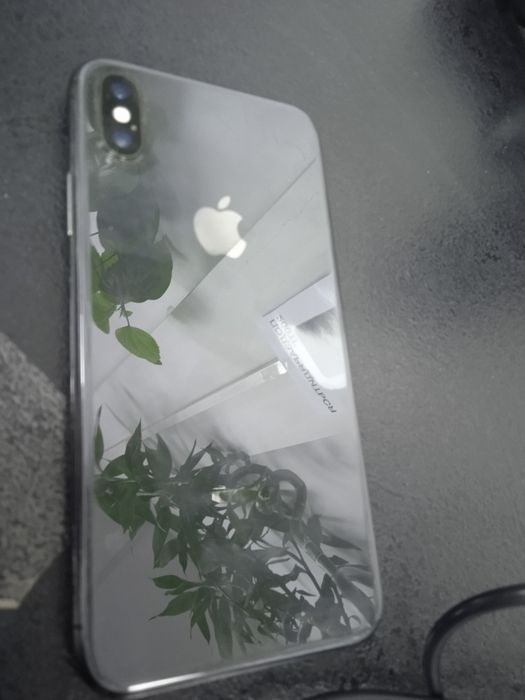 Продам iPhone X 256gb