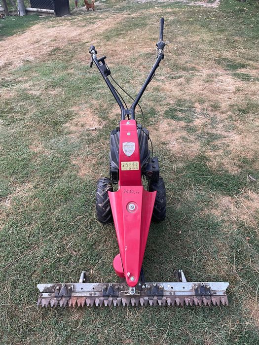 Motocositoare  motor de tuns iarba ,fan ,pe benzina aproape ca nou