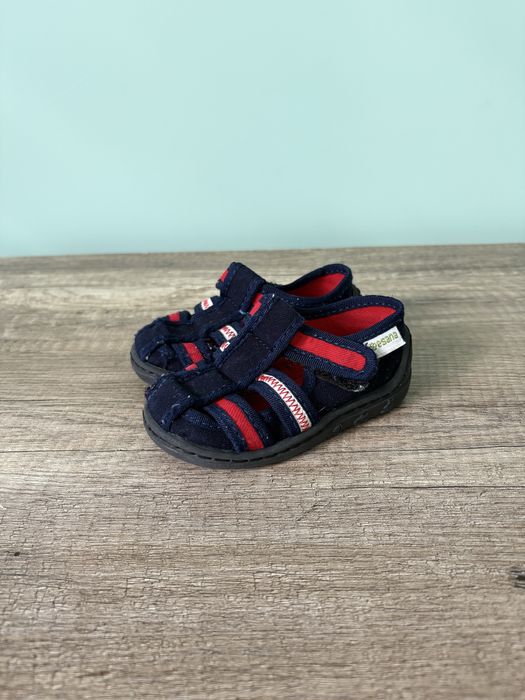 Детски обувки и сандали