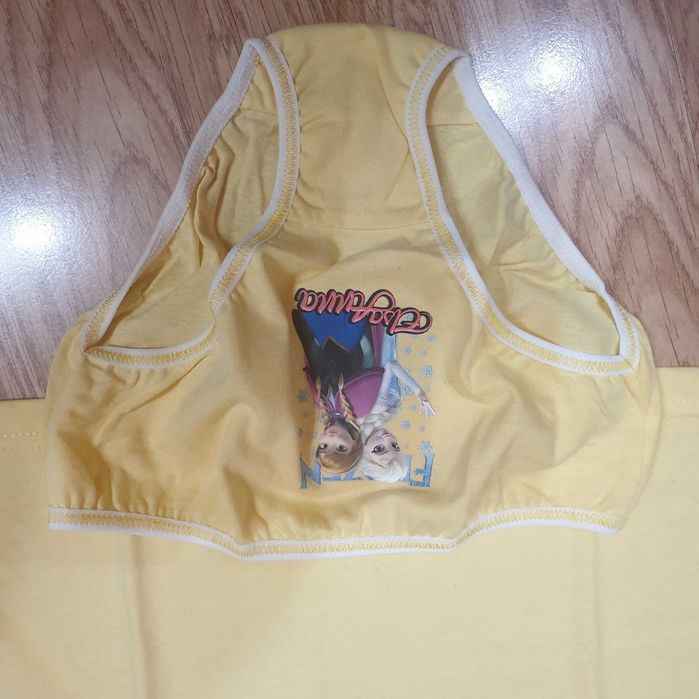 Детско бельо за момиче 7-8 г.