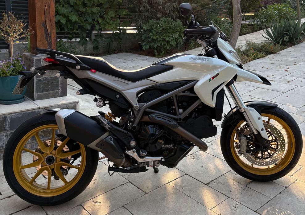 Ducati Hyperstrada 821 – 2014