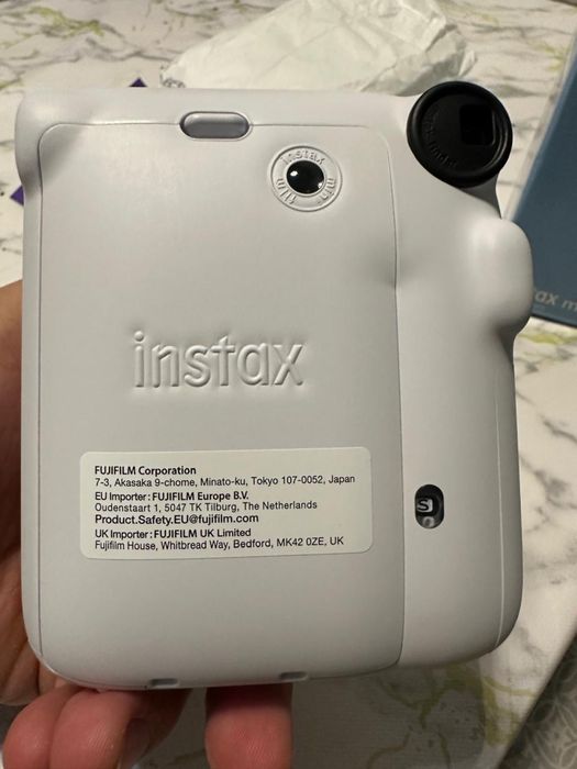 Fujifilm Instax Mini 12 Clay White + плёнка