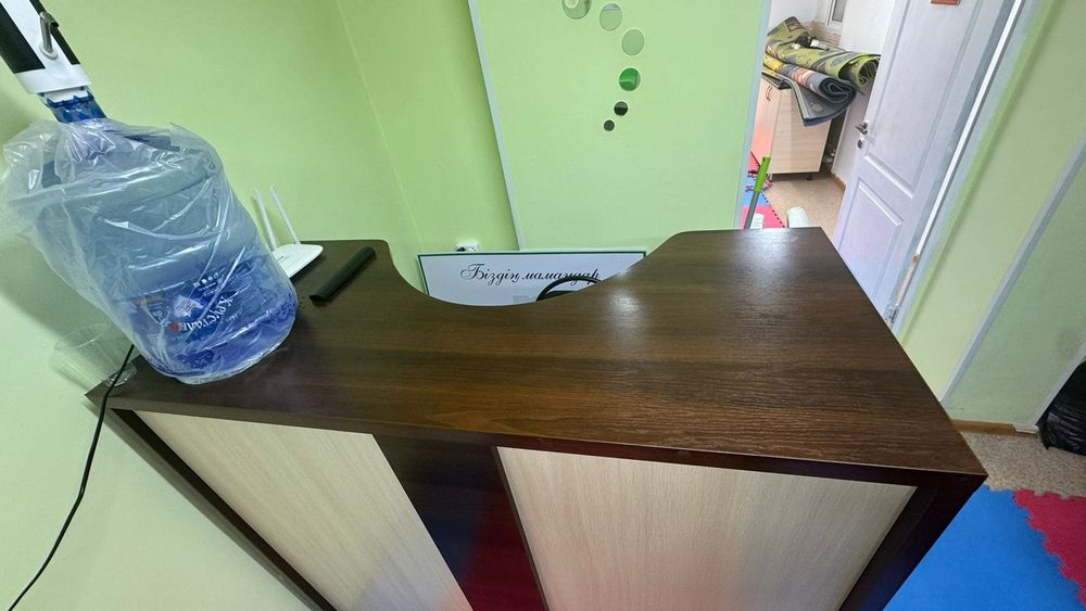 Шкаф,ресепшн сатылады